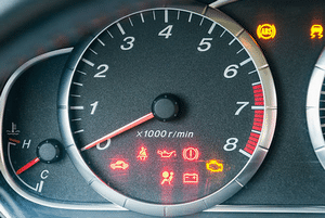 Voyant moteur s'allume sur Audi A4 : Comment réagir ?